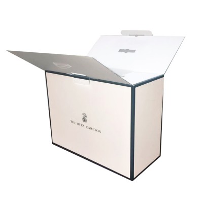 Luxury big size cardboard box for quilt, Custom duvet packaging box with plastic handle